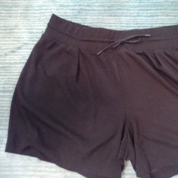 Flowy Soft Shorts - Picture 1 of 5
